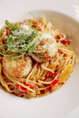 kurutulmuş midye makarna