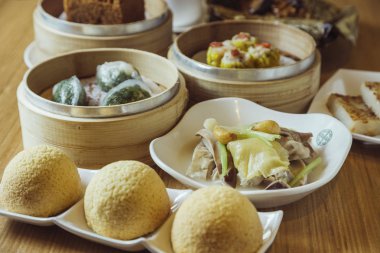 Kanton sünger kek ve köfte