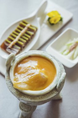 Altın çorba masaya kadar yakın