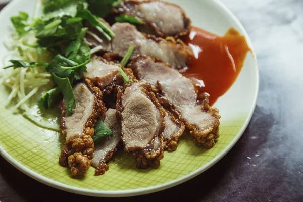 stewed pork with brown sauce