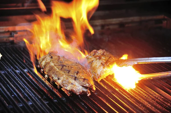 Grilované maso steak — Stock fotografie