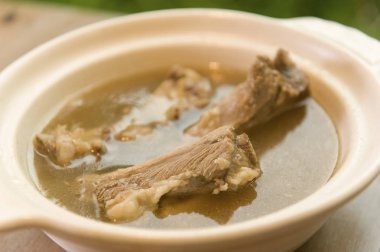 domuz pirzolası çorbası