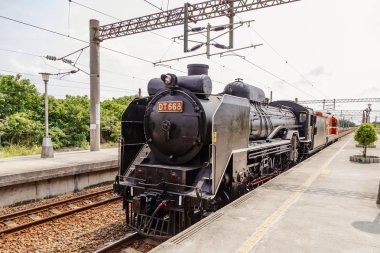 Trenli tren istasyonu
