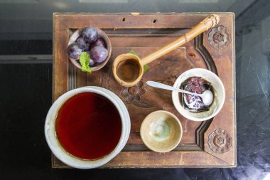 Trolox içki masasında