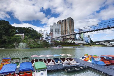 Tayvan 'da modern köprü