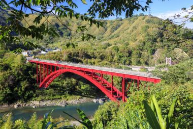 güzel manzara yeşil dağ ve nehir yeni Taipei, Tayvan