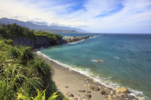 Hermoso Paisaje Mar Azul Con Montaña Verde Nuevo Taipei Taiwan — Foto de Stock
