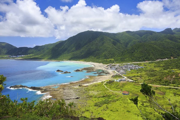 Hermoso Paisaje Mar Azul Con Montaña Verde Nuevo Taipei Taiwan — Foto de Stock