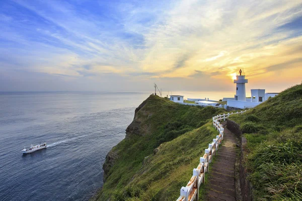 Tarihi Bitoujiao deniz feneri Ruifang bölgesinde, yeni Taipei, Tayvan.