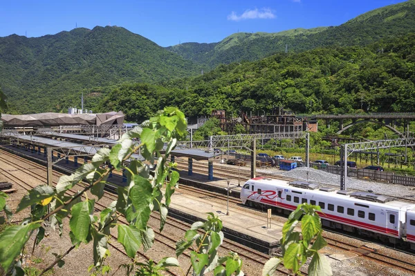 puyuma hızlı dongshan Tayvan köprüsü üzerinde