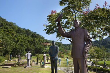 heykeller cihujianggongtongxiang Park Fuxing Road, Daxi District, Taoyuan City, Tayvan 