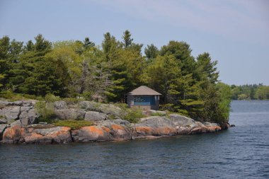 Doğal görünümünü Adaları Cruise güneşli yaz gün 