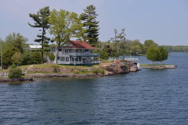 Doğal görünümünü Adaları Cruise güneşli yaz gün 