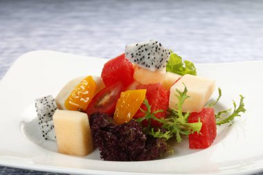 karışık meyve salatası, yakından görmek 