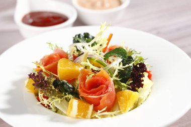 Füme somon Portakal Salatası, yakından görmek 