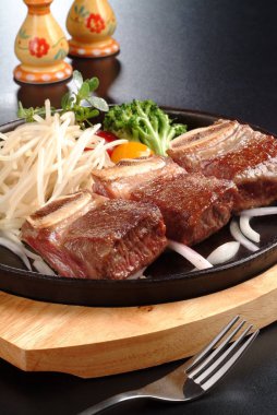 kısa Hadveli çanak görmek 