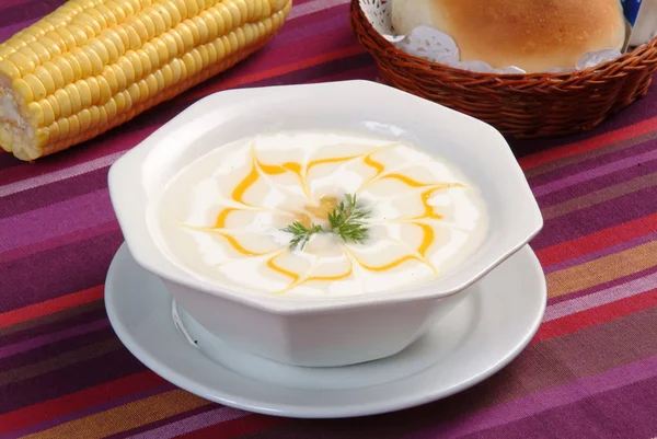 Close Van Kom Met Maïs Soep Tafel Traditionele Westerse Keuken — Stockfoto