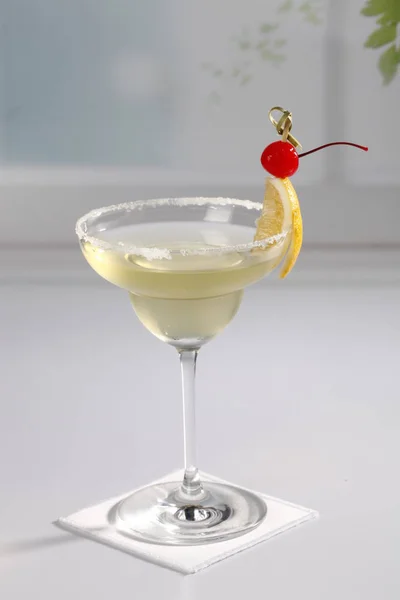 Martini Cocktail Glas Närbild Visa — Stockfoto
