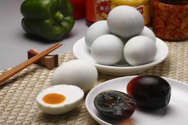 Yüzyıl yumurta, Çin Mutfağı kavramı closeup
