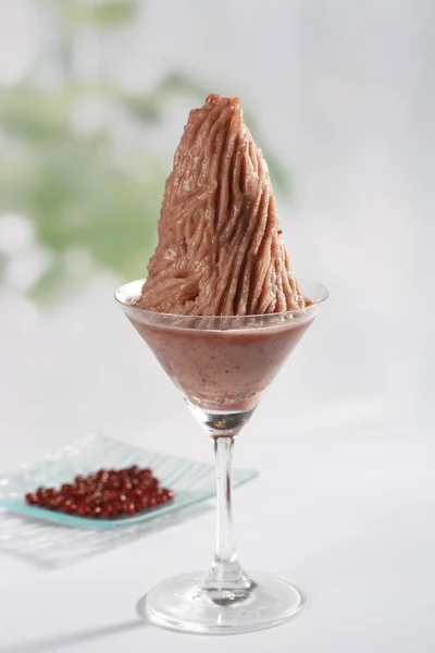 チョコレートのかき氷 クローズ アップ ビュー — ストック写真