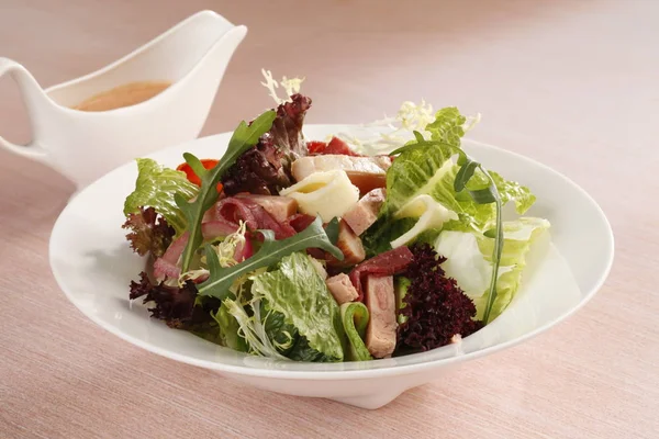 Speciale Salade Van Chef Kok Vergrote Weergave — Stockfoto