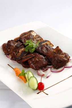 Dana kısa kaburga, yakından görmek 