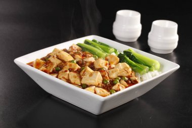 Ma po tofu yemek, yakından görmek 