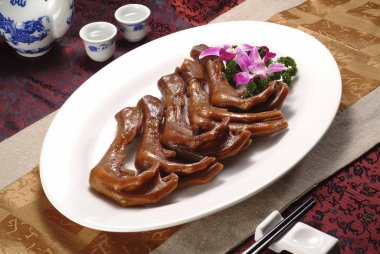 Kızarmış ördek ayağı, yakından görmek 