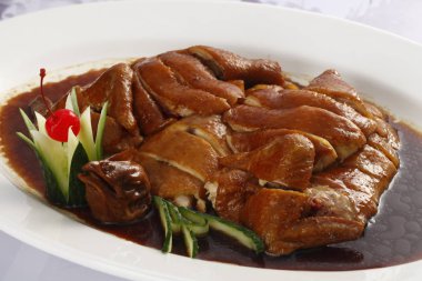 plaka, yakından görmek üzerinde kızarmış tavuk