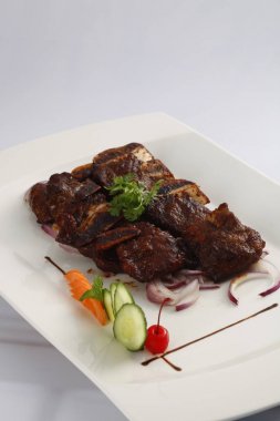 Dana kısa kaburga, yakından görmek