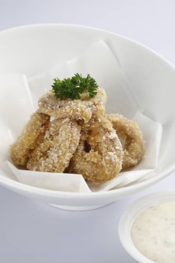 Tablo üzerinde kızarmış mürekkep ile plaka closeup