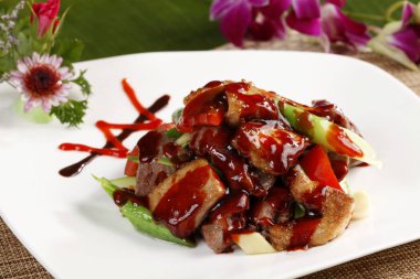 soya sosu sığır eti, yakından görmek 