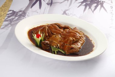 plaka, yakından görmek üzerinde kızarmış tavuk