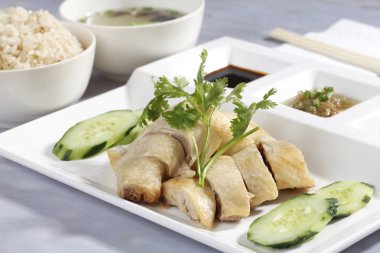 tavuk ve pirinç yemek, yakından görmek