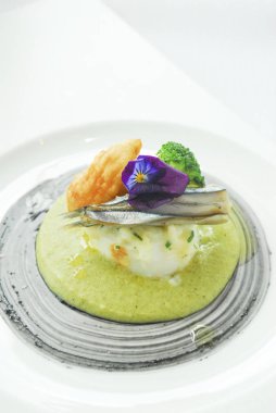 Balıklı sebze püresi. 