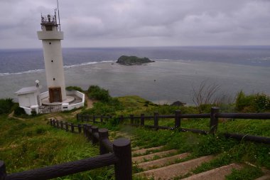 Gündüz deniz kıyısı 