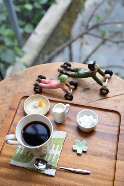 Nahaufnahme Einer Tasse Kaffee Auf Dem Tisch — Stockfoto