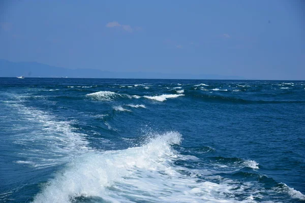 Costa Del Mar Durante Día —  Fotos de Stock