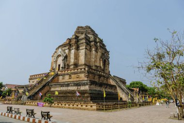 Tayland 'da Keşiş Sohbeti Tapınağı