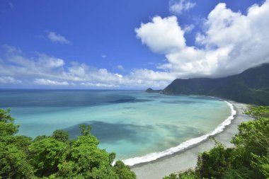 Dongao Körfezi 'nde turkuaz su, Tayvan.