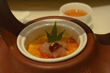 küpü kapta yakın plan.