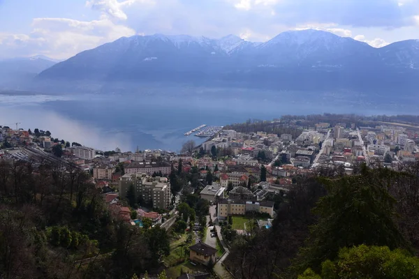 High angle shot of Madonna del Sasso — Stockfoto