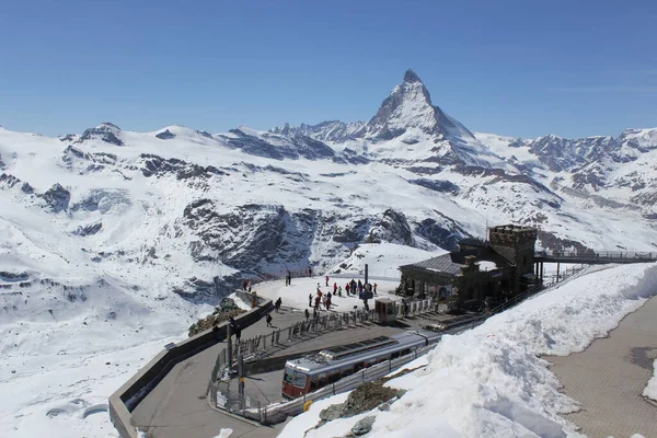 High Angle Shot Building Snow Mountain Gornergrat Valais — Stockfoto