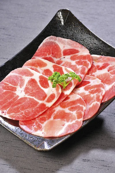 Le portrait de la viande de porc tranchée — Photo
