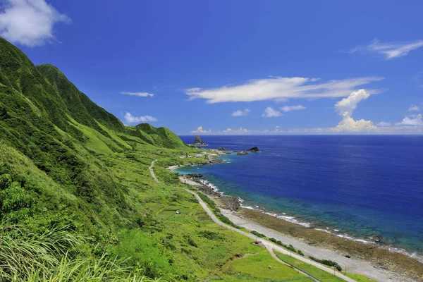 Boční záběr na pobřeží ostrova Lanyu — Stock fotografie