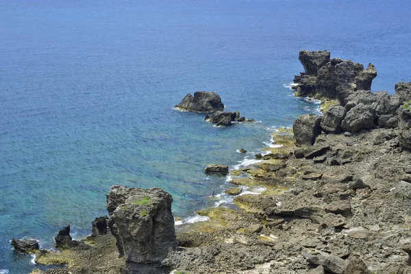 Tiro de ângulo alto da costa Parque Nacional de Kenting — Fotografia de Stock