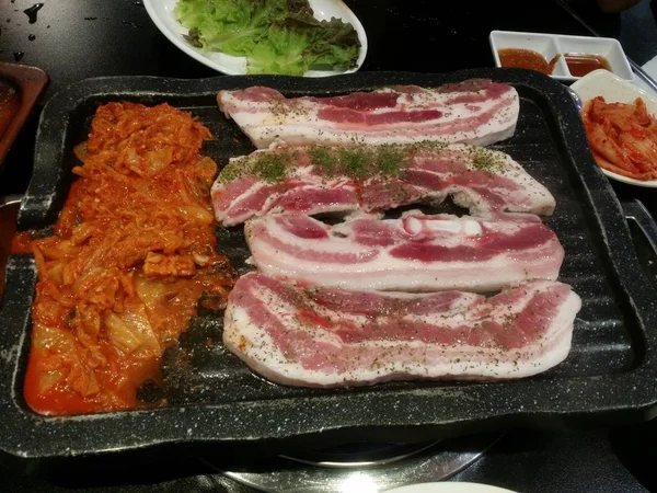 Korean Barbecue Process Closeup — Stock Photo, Image