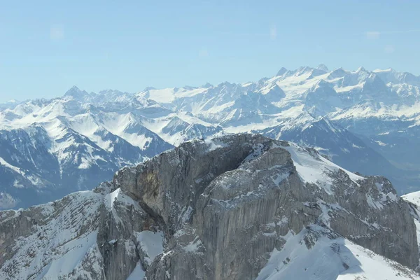 Hög Vinkel Skott Det Snöiga Berget Pilatus — Stockfoto