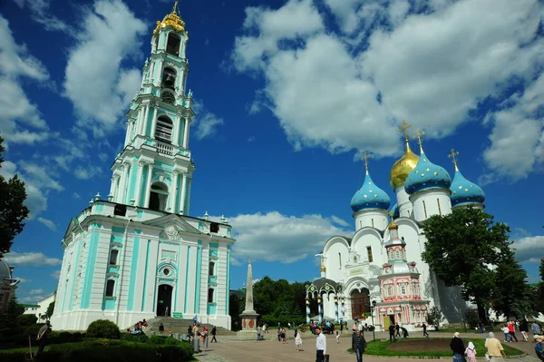 Outside looking of The Holy Trinity St Sergius Lavra — 图库照片