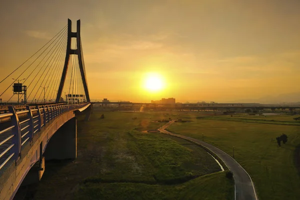 Scenic shot van Cable Stayed Bride City — Stockfoto